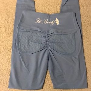 NWOT Full Length Fit Booty Scrunch Butt Leggings